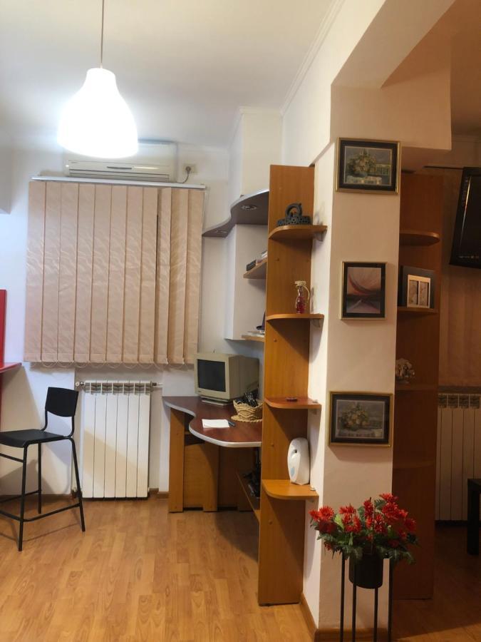 Apartamento Charming Quiet Coltea Old Town