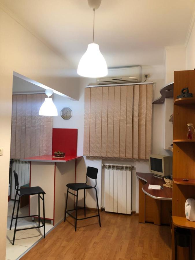 Charming Quiet Coltea Old Town Apartamento